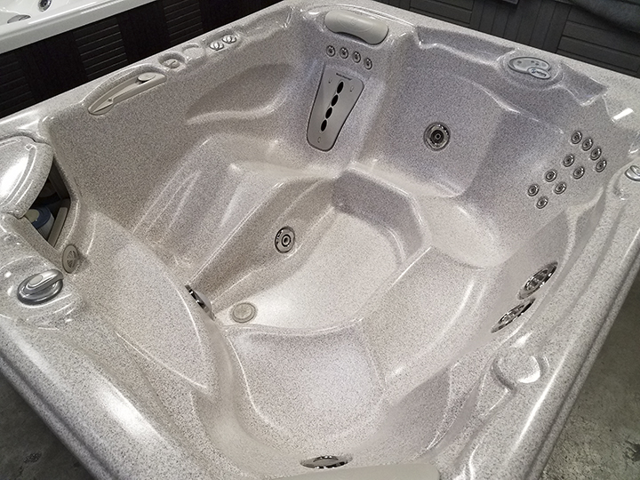 SOLD Certified PreOwned 2007 Sovereign Used Hot Tub SOLD