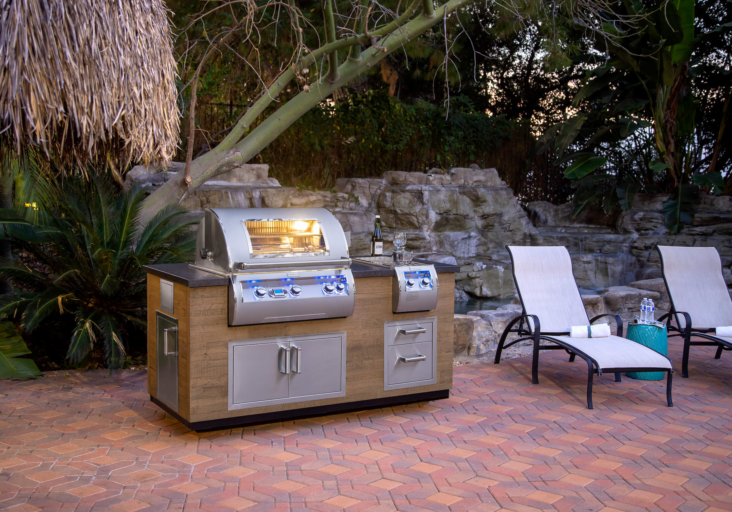 Outdoor Living Spas by the Bay