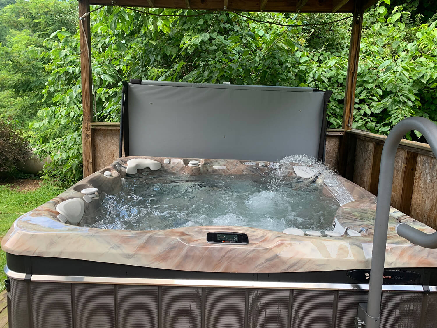Hot Tub Installs Southern Pools and Spas