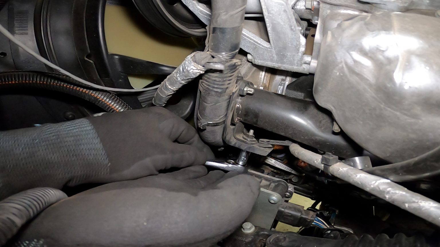 97708 Duramax Oil Cooler Upgrade Kit Owners Manual Banks Power