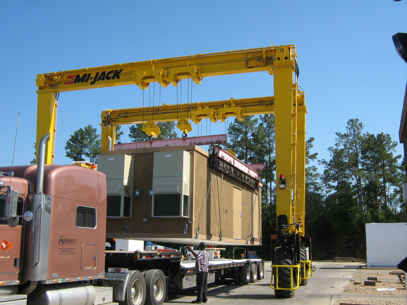 Travelift MJ55HD Rubber Tire Gantry Crane MiJack