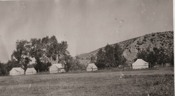 ACadv_Colo_BLJ_Tents_Then