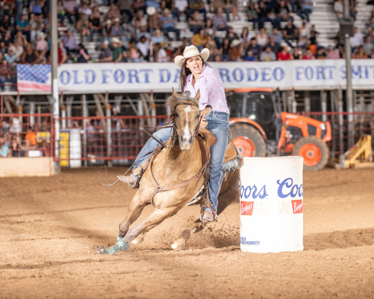 Michelle Darling Barrel Racing