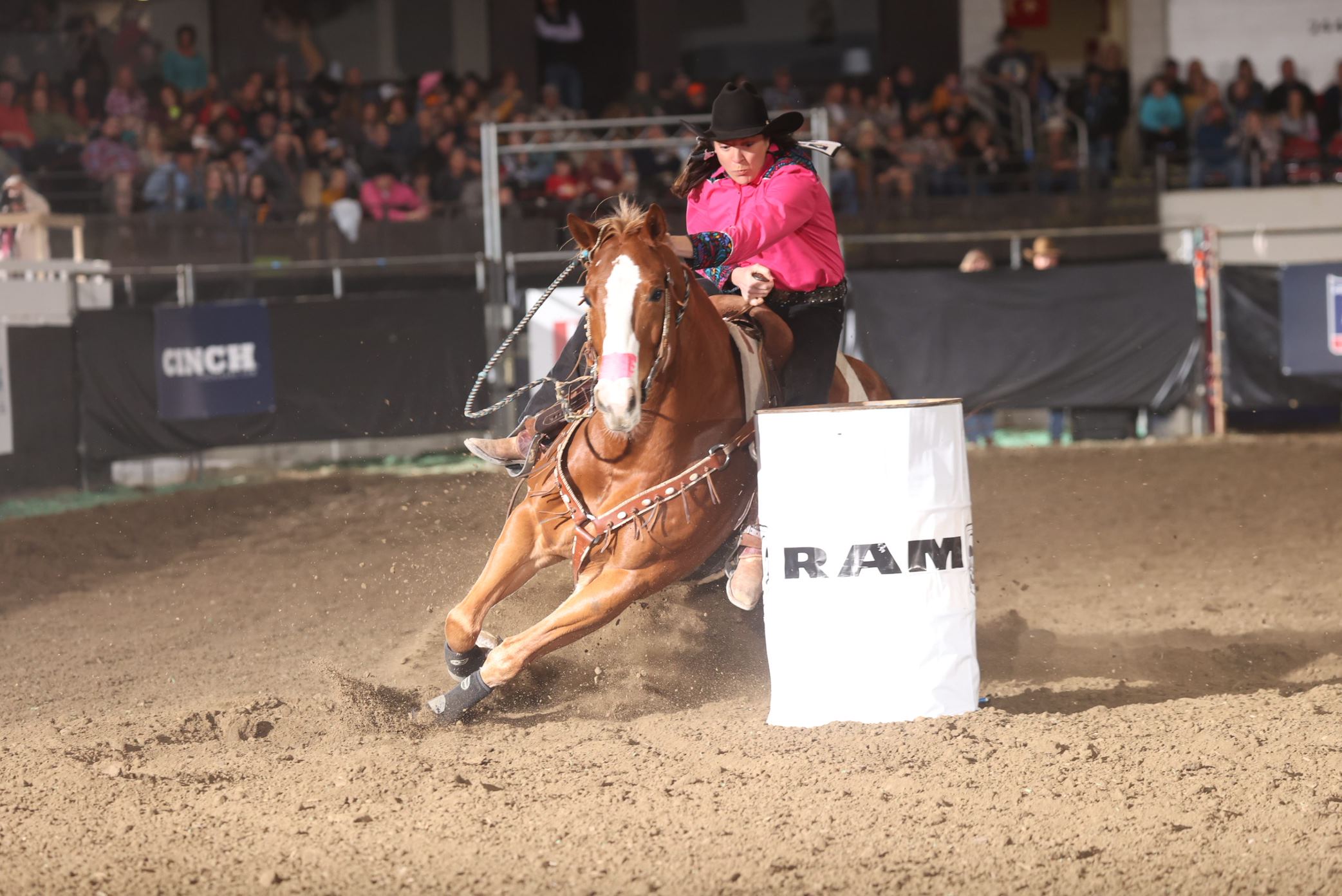 Sara Winkelman barrel racing at Great Lakes Circuit FInals
