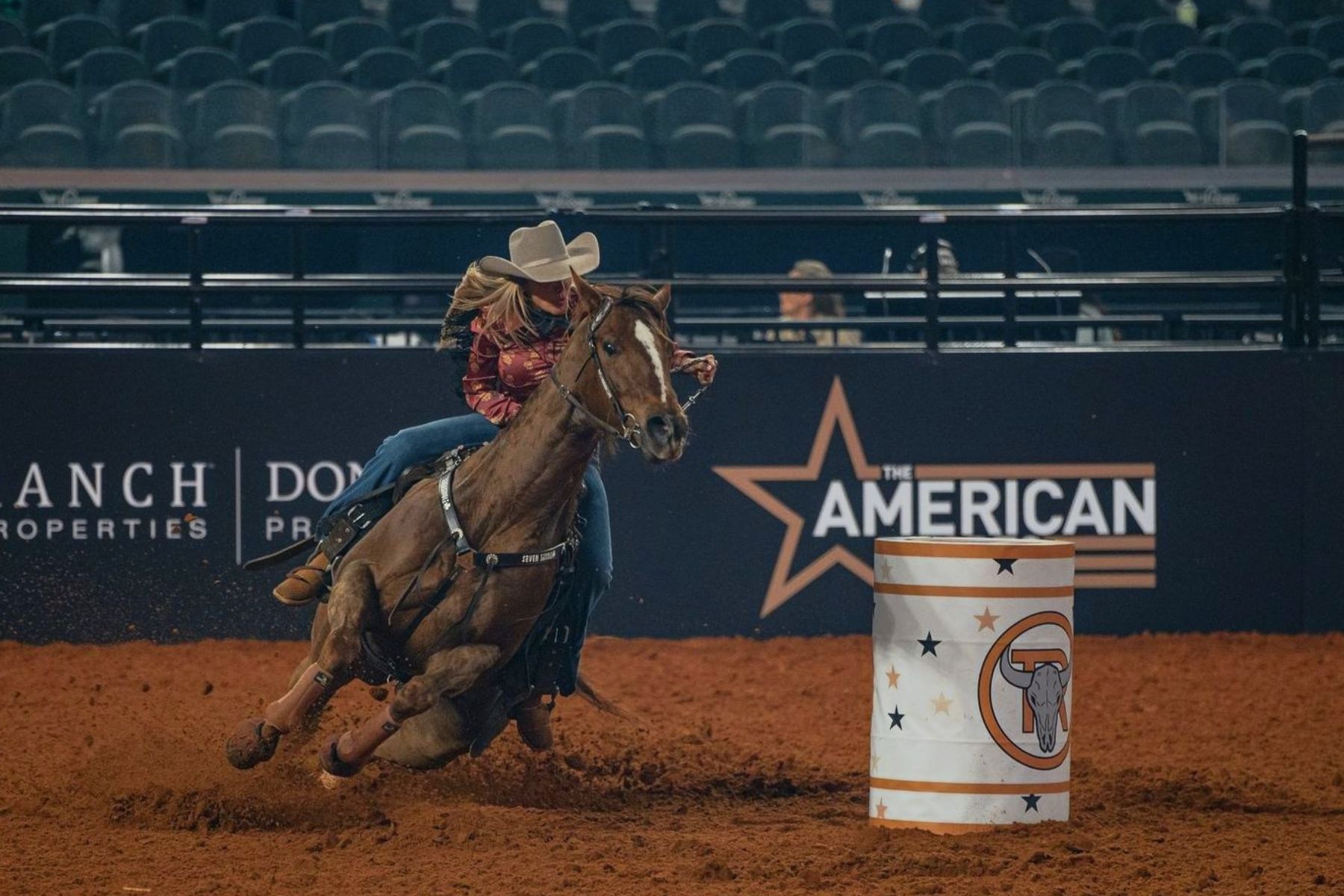 Kathleen Menard Perron and Charmin N Rockin round a turn at the American Contender Round.