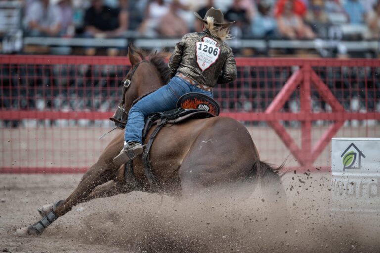 Leslie Smalygo barrel racing at Cheyenne.