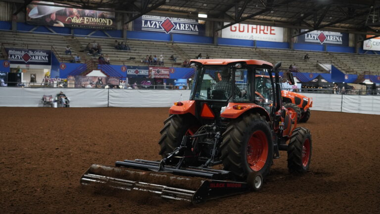 Randy Spraggins working barrel racing ground