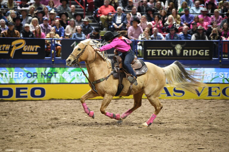 Hailey Kinsel and Sister NFR 2023