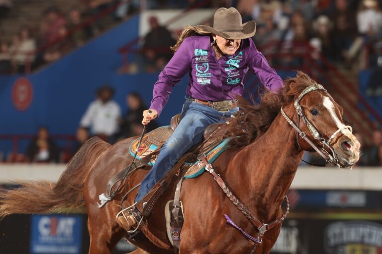 Stephanie Fryar and "Fast Frank" running home in the Triple Crown of Rodeo Round at 2024 WCRA Stampede at The E.