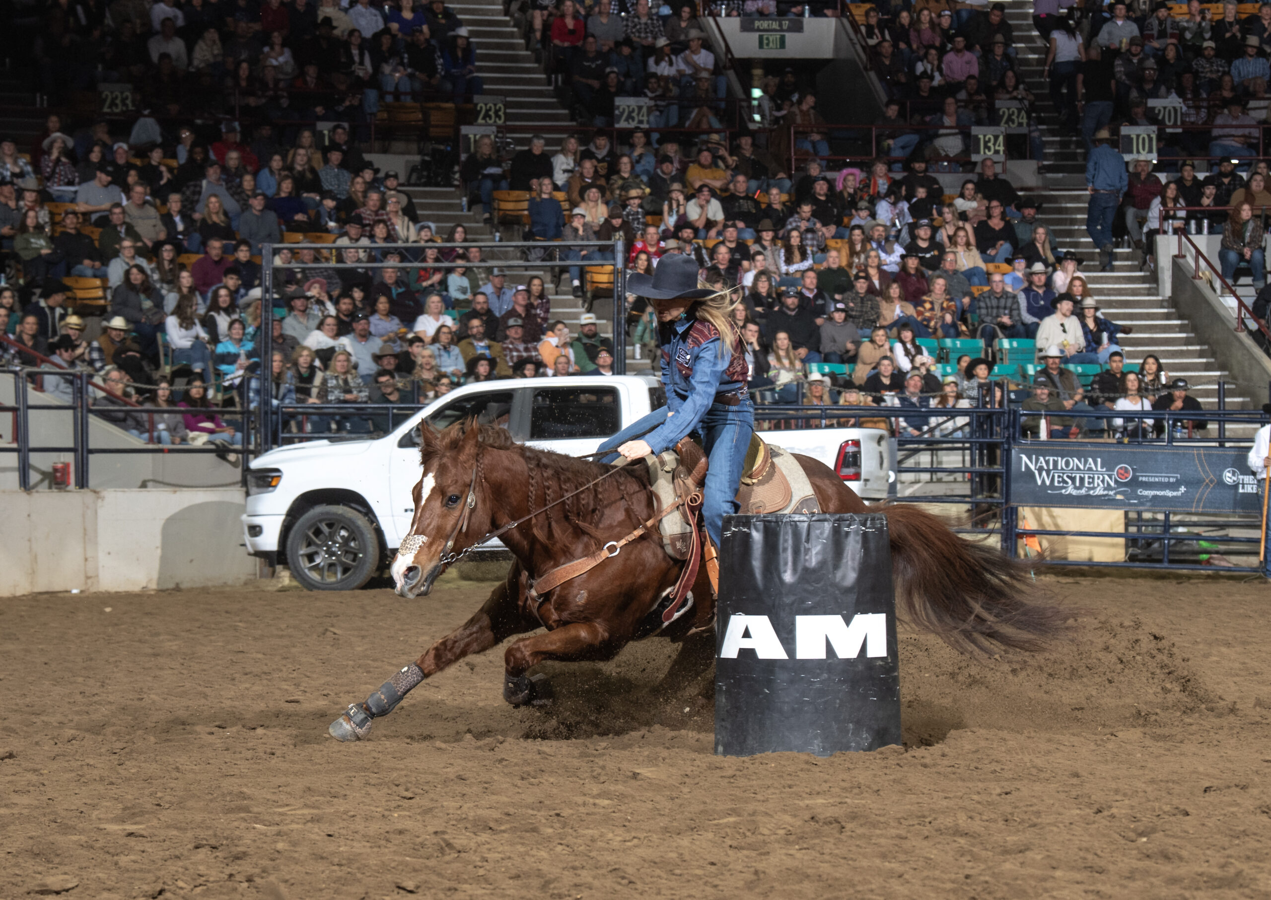 Halyn Lide barrel racing