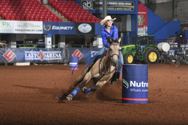 Natalie Ohrt barrel racing at WCJR