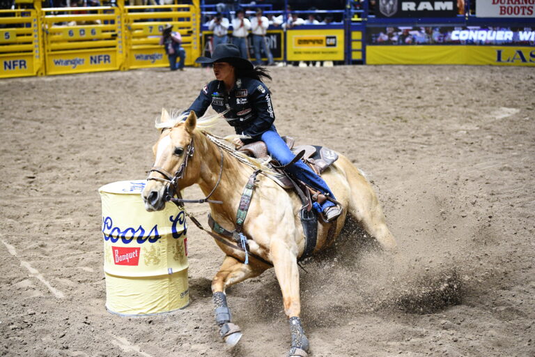 Hailey Kinsel NFR barrel racing