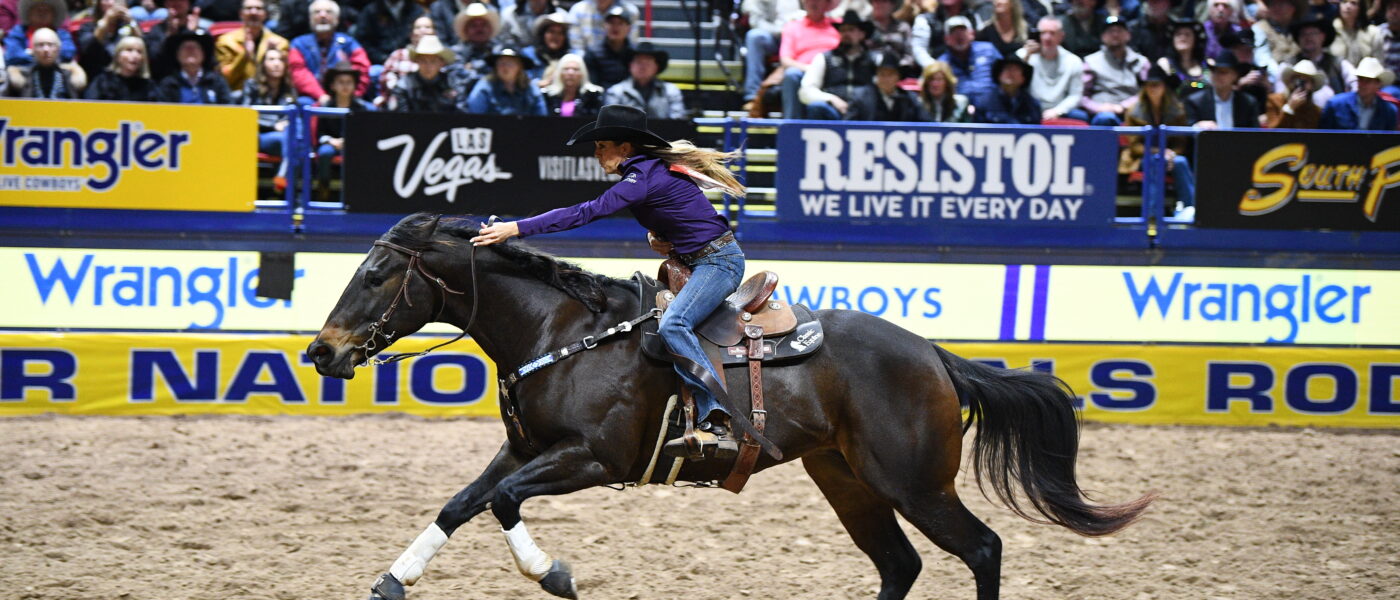 Kassie Mowry NFR barrel racing