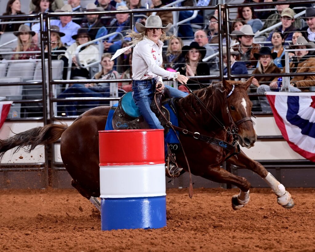 Carlee Otero barrel racing Fort Worth
