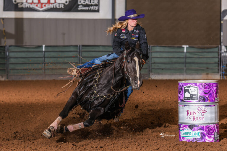 Jordan Bailey and Ima Girl Fame Run at the Rose barrel racing