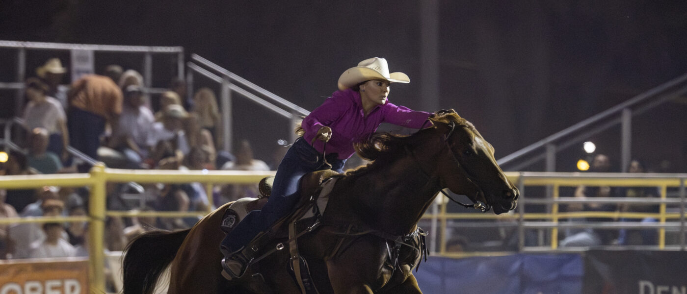 Makenzie Mayes gets the win at Kennewick, WA. | Roseanna Sales Photo