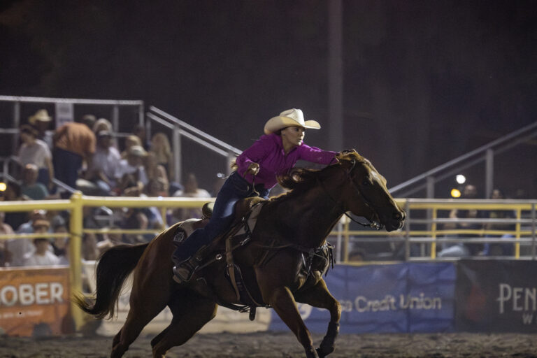Makenzie Mayes gets the win at Kennewick, WA. | Roseanna Sales Photo