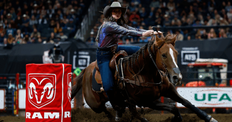 Jayden Wilson and Fame in Dynamite win the 2025 Canadian Finals Rodeo year-end and average titles. | Bille-Jean Duff photo