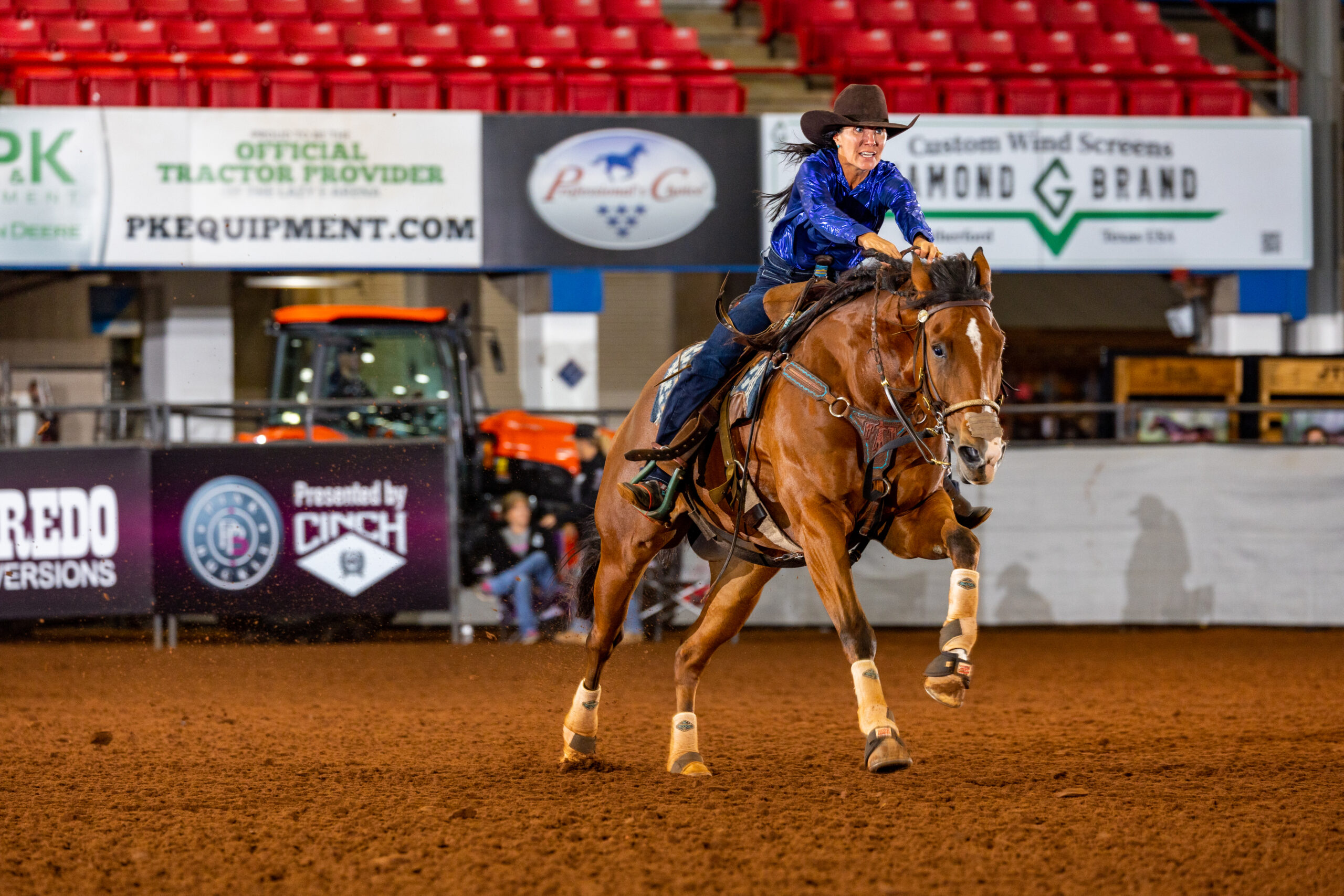 Heidi Gunderson barrel racing on Wonder If Im Lucky