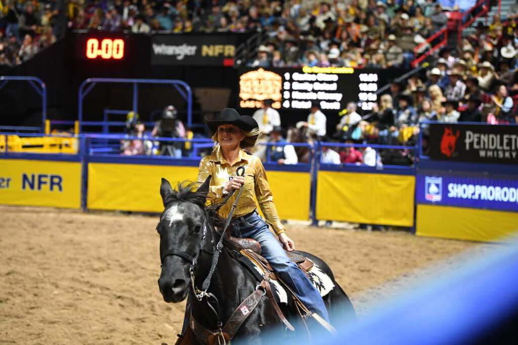 carlee otero waving victory lap nfr