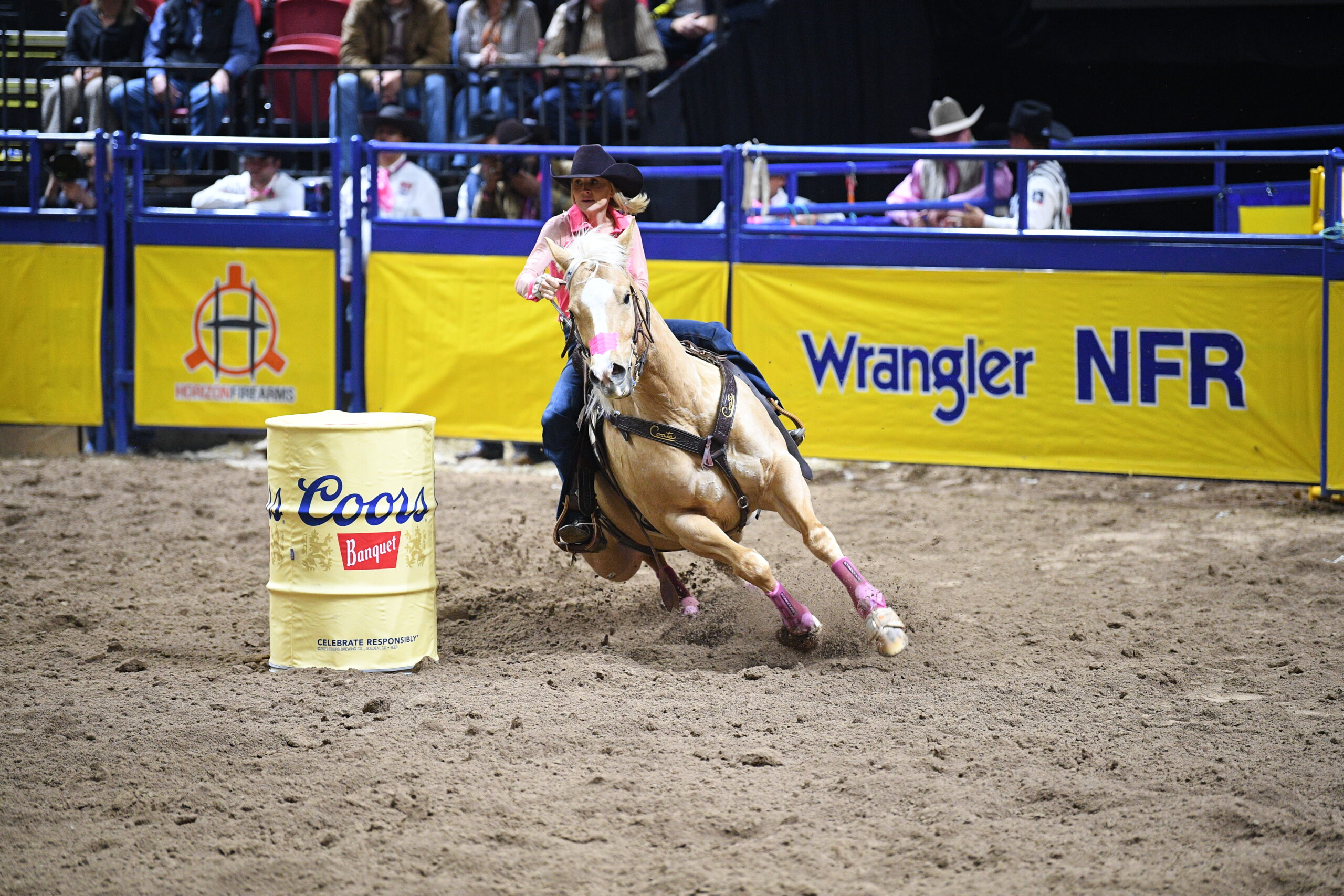 Carlee Otero barrel racing NFR