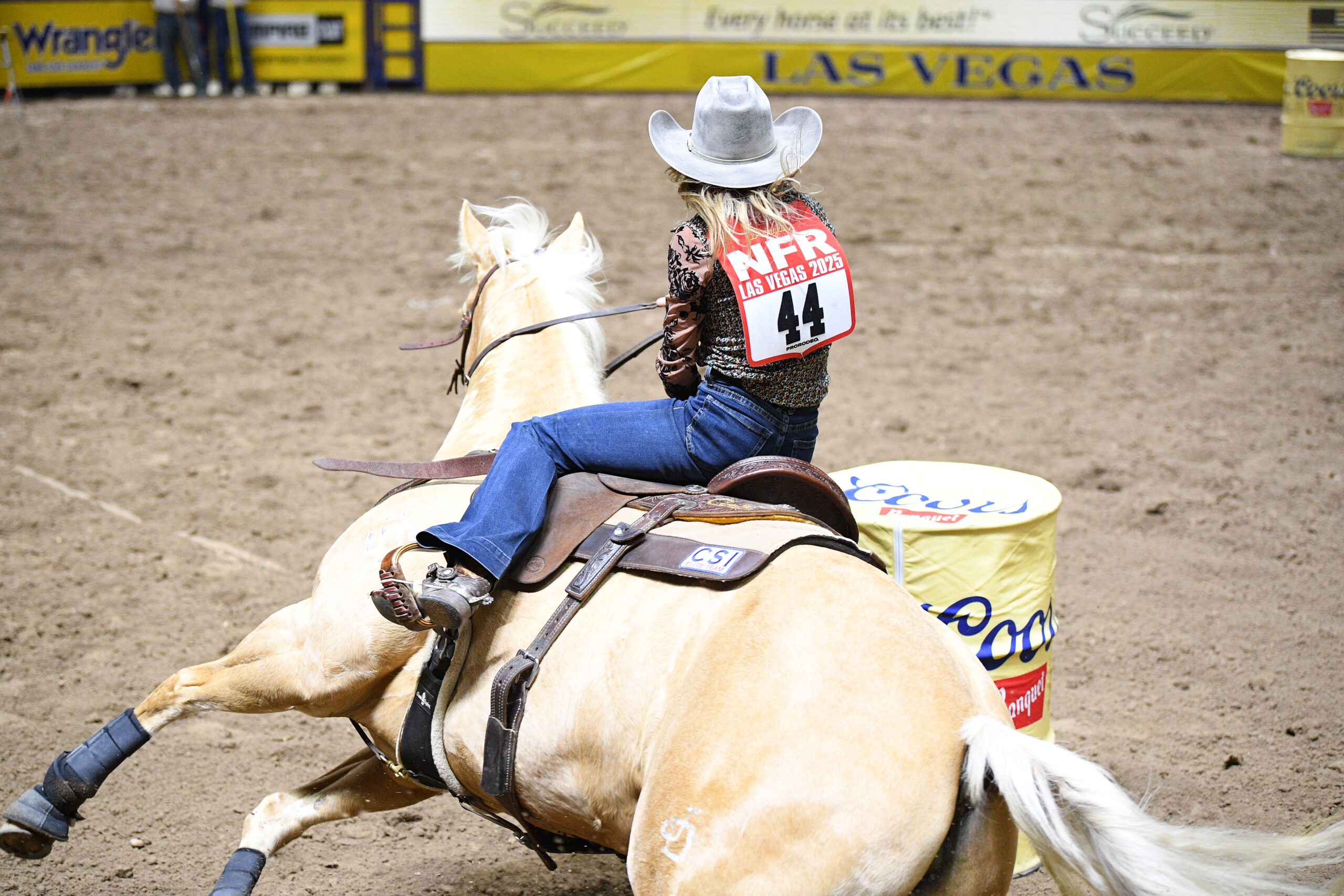 Carlee Otero wins NFR Round 10