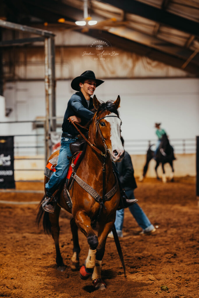 Austin Hodges pets Money Makerr