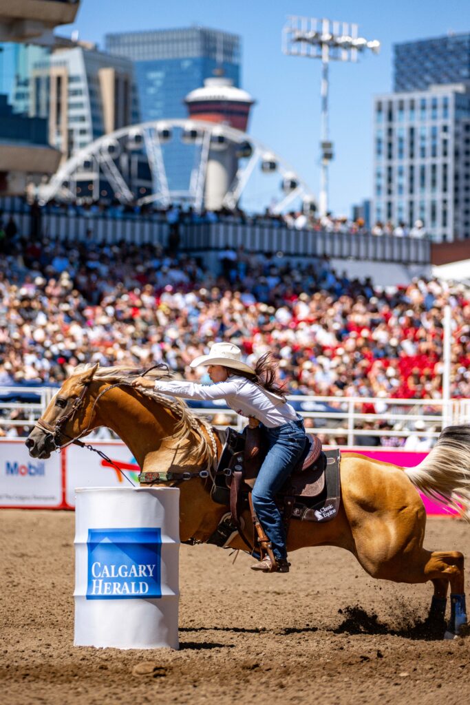 Hailey Kinsel turns a barrel on Sister