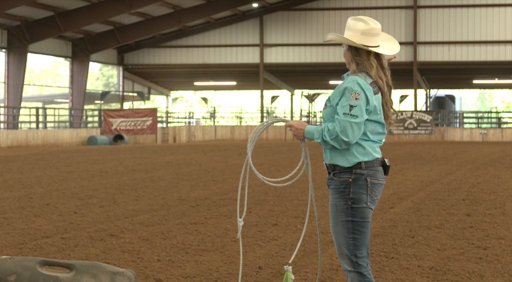 Lari Dee Guy demonstrating the "fourth blade" position of her breakaway roping swing.