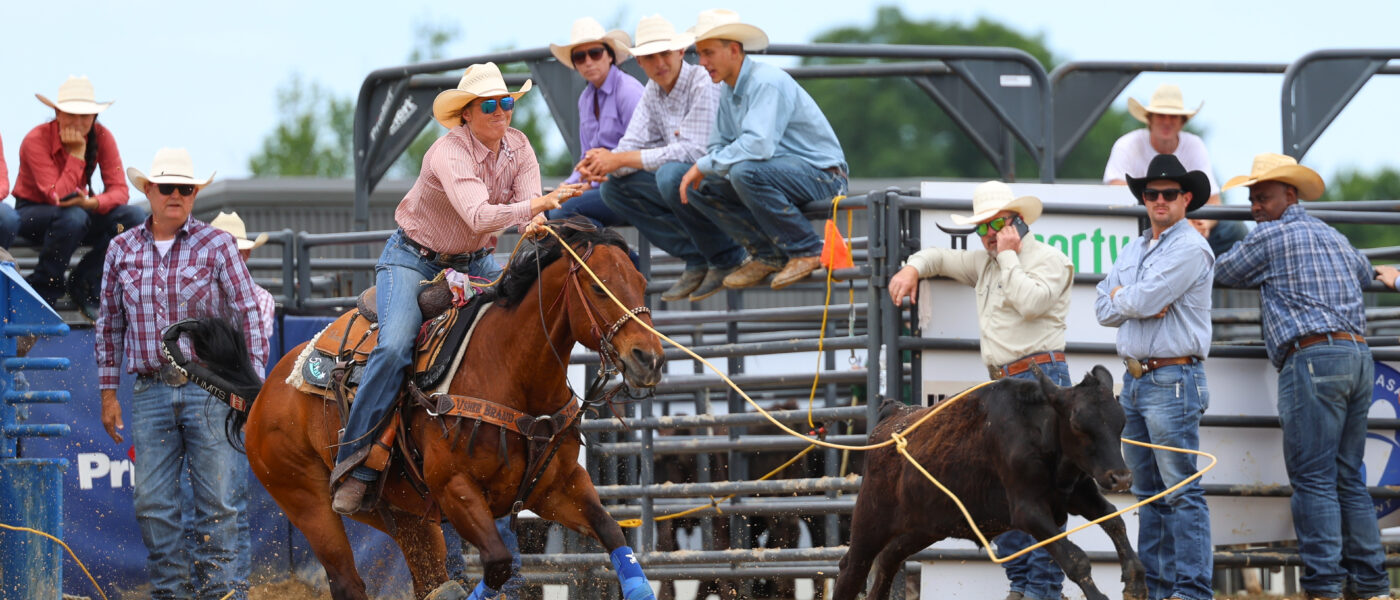 Taylor Munsell and "Monster" hit the brakes in Mt. Pleasant, Texas. Their time of 1.9 seconds earned them $2,760.