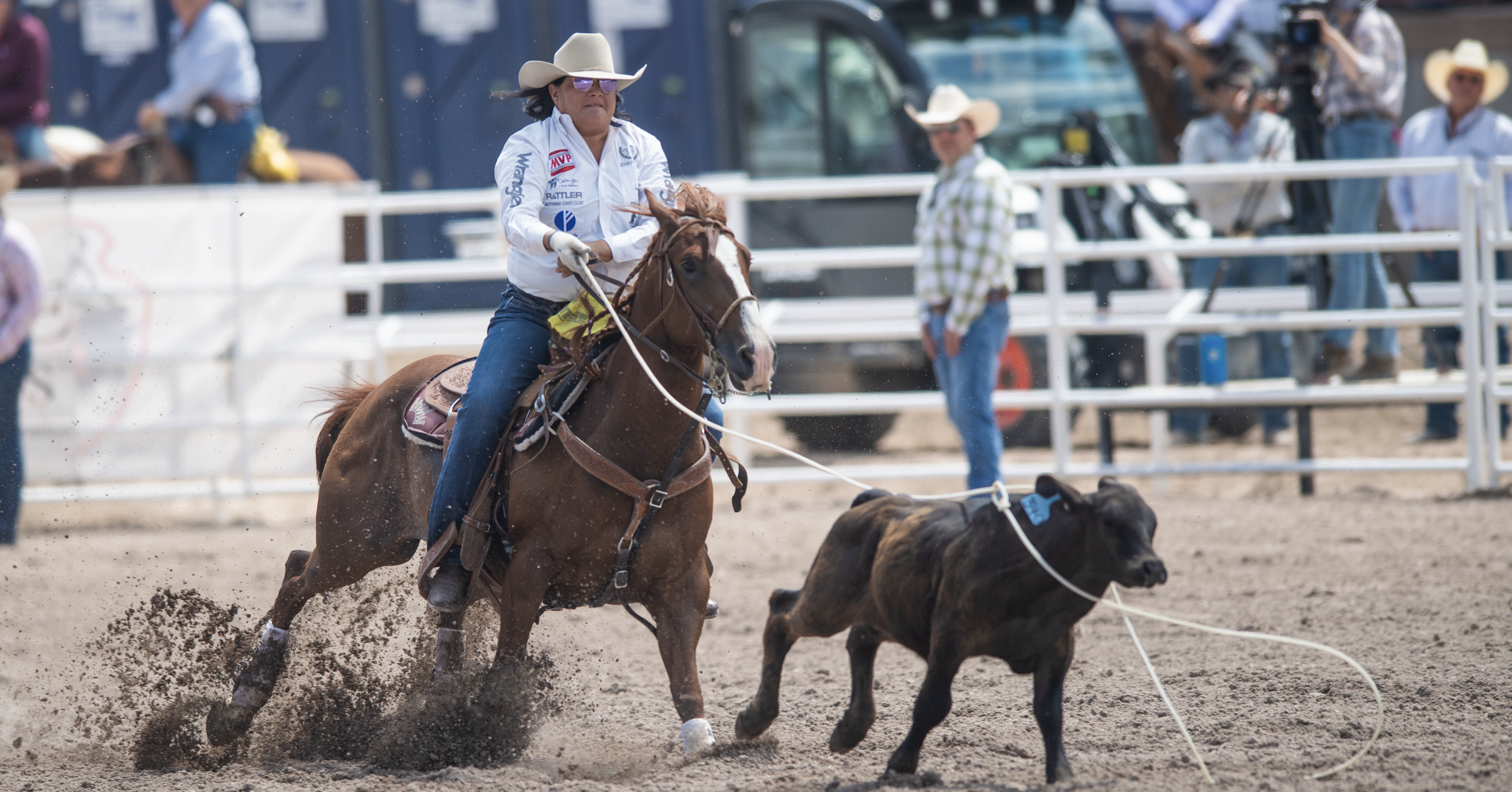 Danielle Lowman and "Gucci" sealed the Cheyenne Frontier Days win with a 4.3-second run.