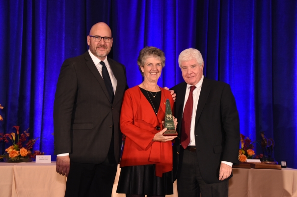 Former American Horse Council President Receives AAEP George Stubbs Award promo image