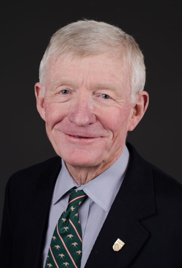 Virginia Sport Horse Practitioner Installed as 2016 AAEP President promo image