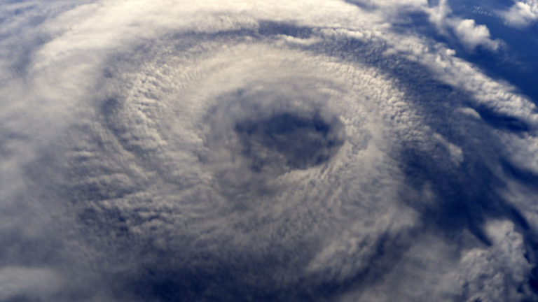 hurricane-iStock-157341179-2400
