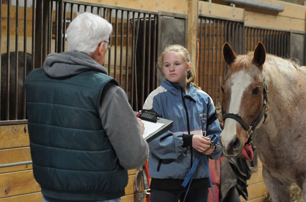 DSC_1209-vet-with-owner-1500