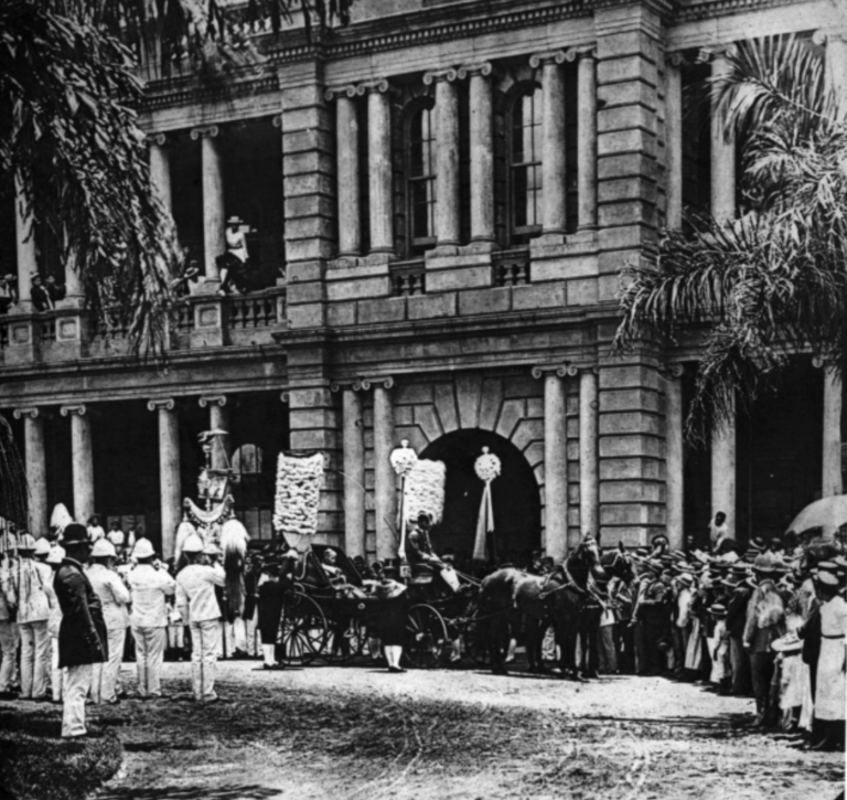 Queen Liliuokalani’s Carriage, Dutch Harness Horse 101 and Martin’s 50th for Feb 4, 2021 by Pro-Stride