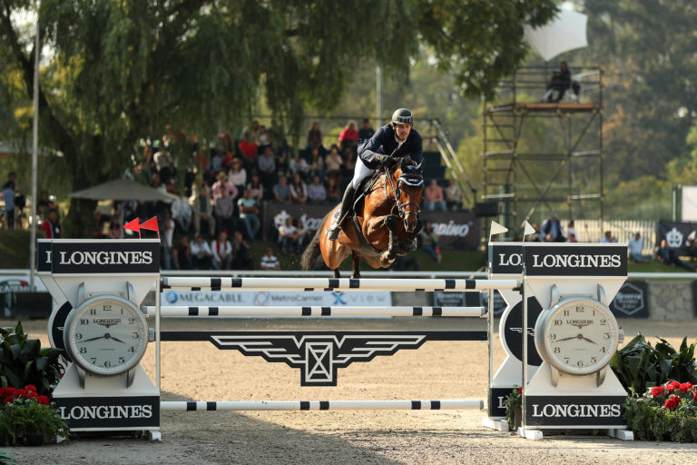 1st Winner jump Luis Alejandro Placencia and Davinci_Anwar Esquivel