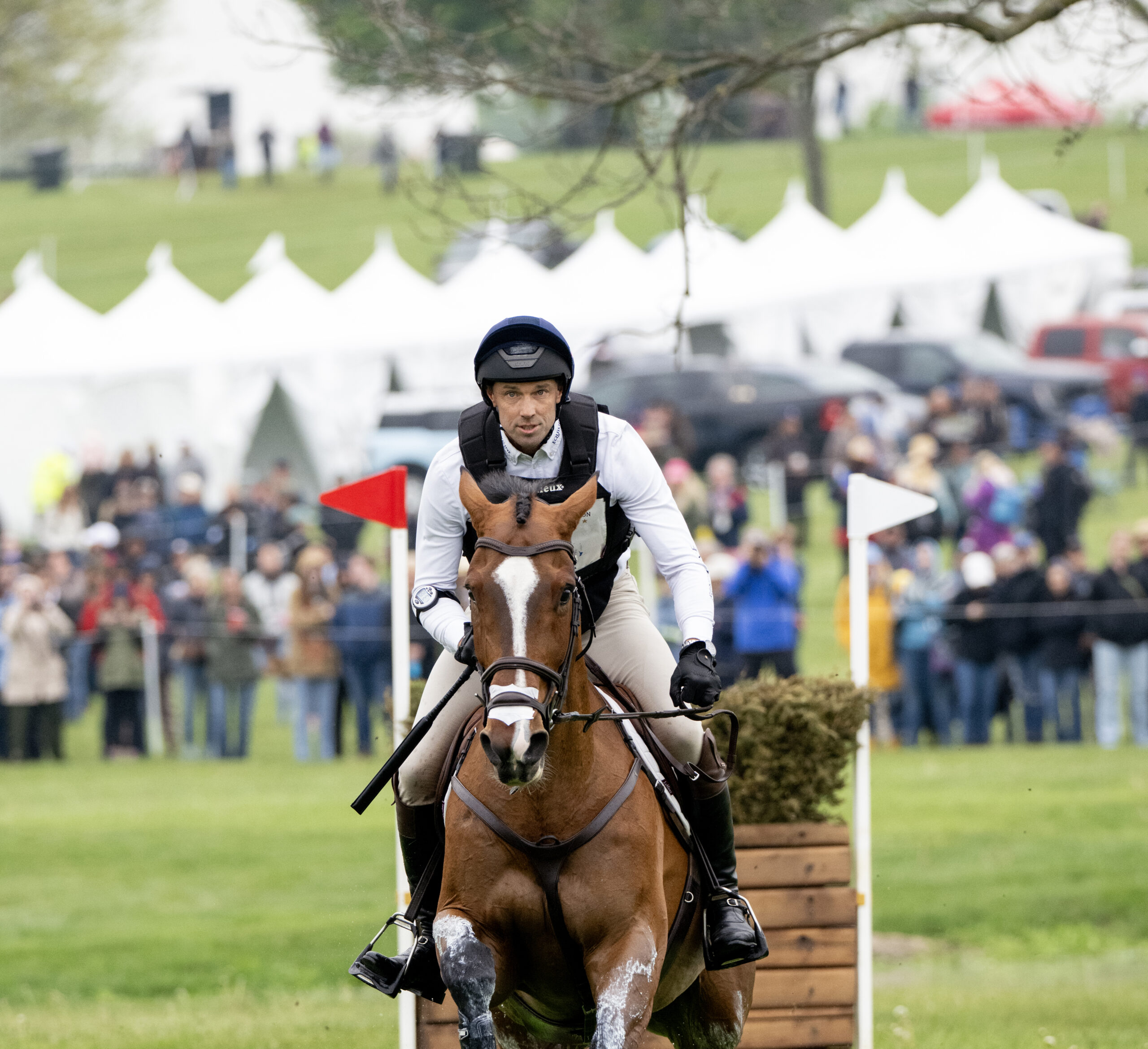 Coleman and Off The Record Cruise Through Cross Country to Maintain ...