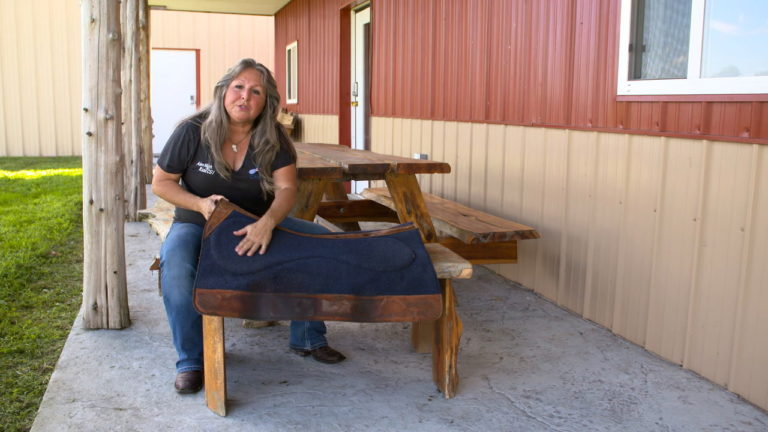 How to Clean Your CSI Saddle Pad