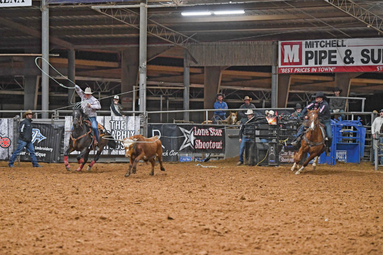 DustinEgusquiza_TravisGraves_LoneStarShootout2021_JamieArvisoPhoto_TRJ_Print_May_Egusquiza Graves Lonestar Shootout 2021-2