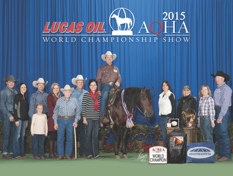 BOBBY LEWIS AND CSR DUAL GLO_ 2015 AQHA JR HEADING WORLD CHAMPIONSHIP