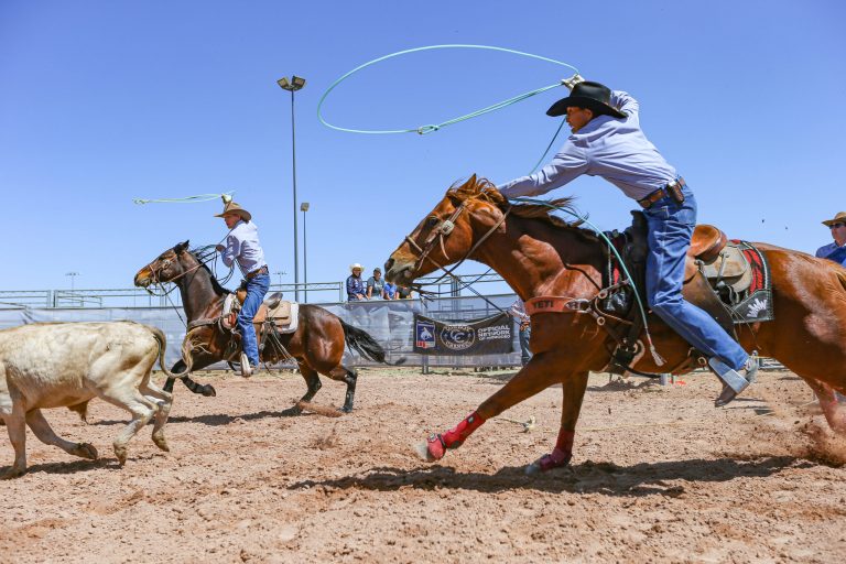 Derrick Begay and Colter Todd in the first round at Logandale. Hailey Rae Photos.