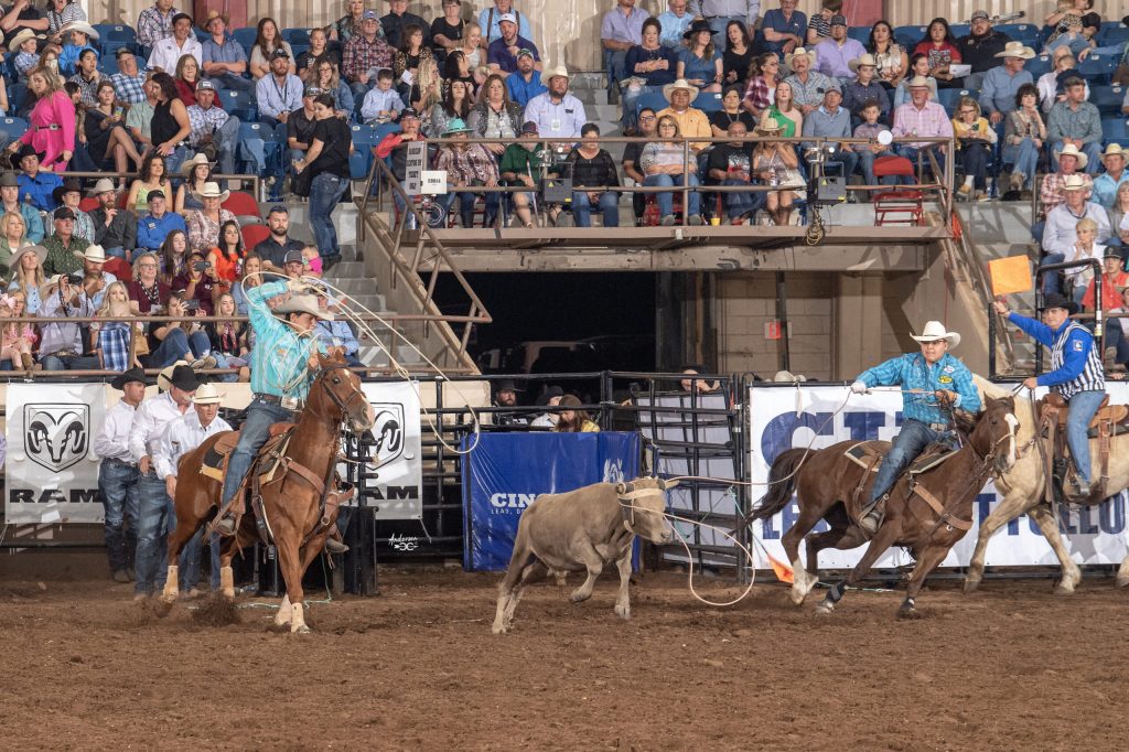 Brothers J.C. and L.J. Yeahquo were 12.3 seconds on three head to take the San Angelo title. Photo by Andersen CBarC