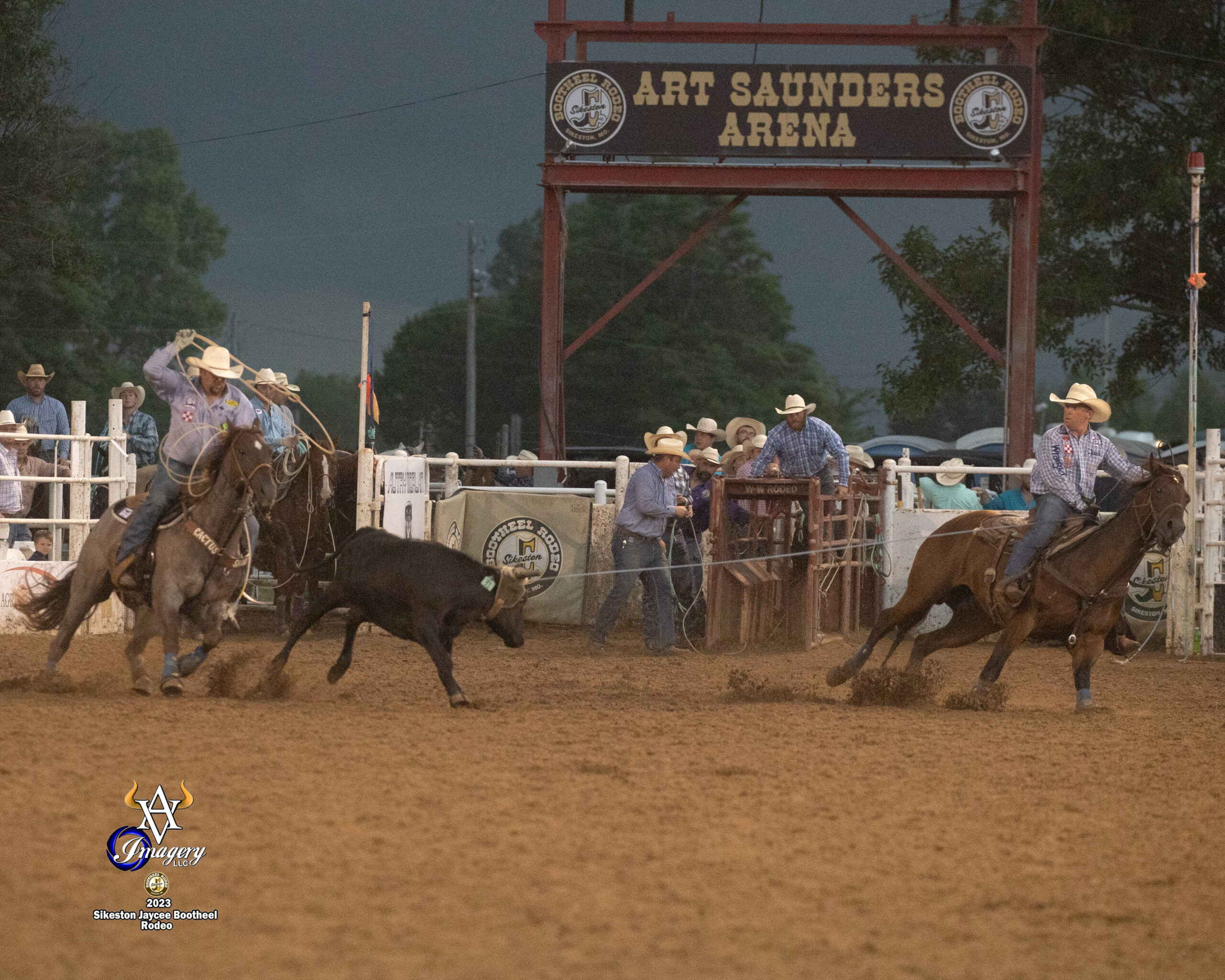 Clint Summers and Jake Long roping their steer to win the 2023 Sikeston Jaycee Bootheel Rodeo.