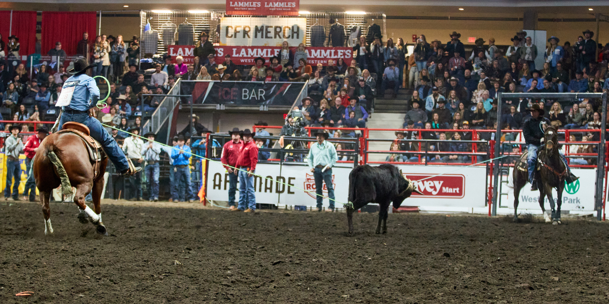 Brady Tryan and Calgary Smith finishing a run at the 2023 CFR.