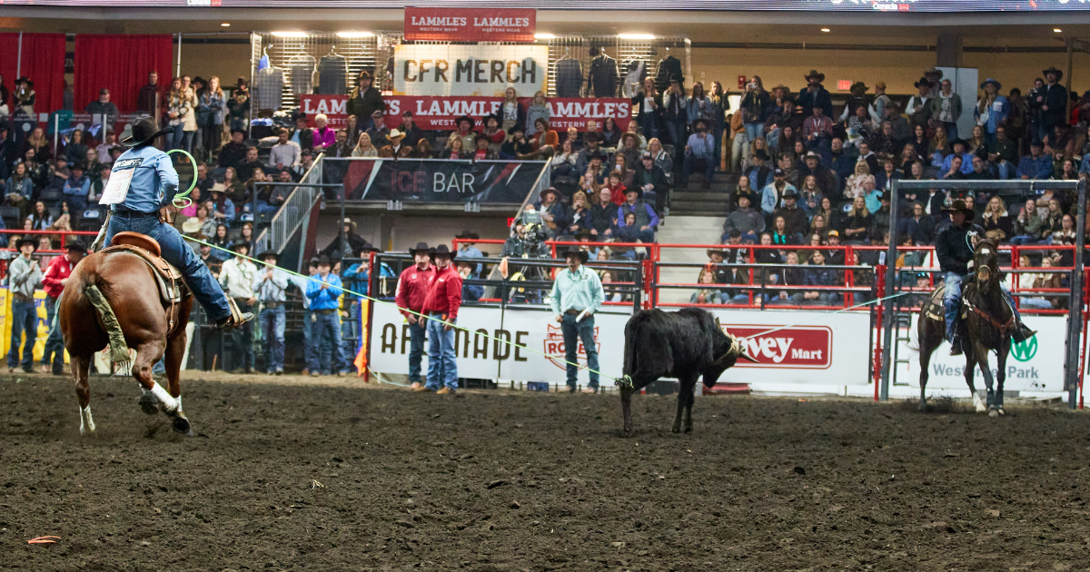 Brady Tryan and Calgary Smith finishing a run at the 2023 CFR.