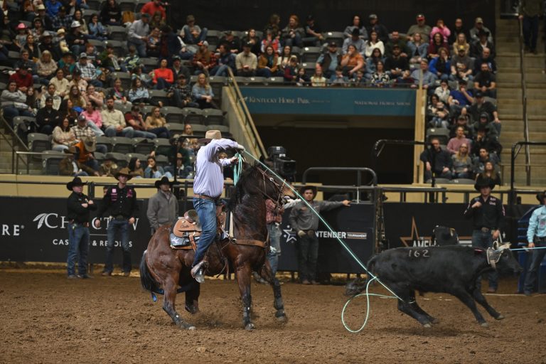 Travis Graves heeling a steer at the American Contender Tournament East Regional Finals.