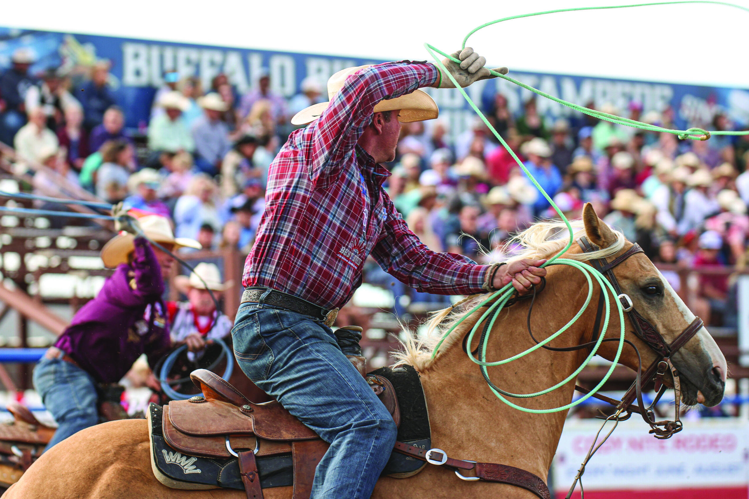 Clint Summers and Jade Corkill winning the 2025 Cody Stampede.