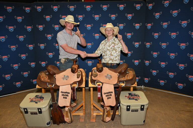 Andrew Duncan and Kelton Corkill win the #7.5 at the 2026 Cinch USTRC Finals | Photo by Anderson Bar C Bar