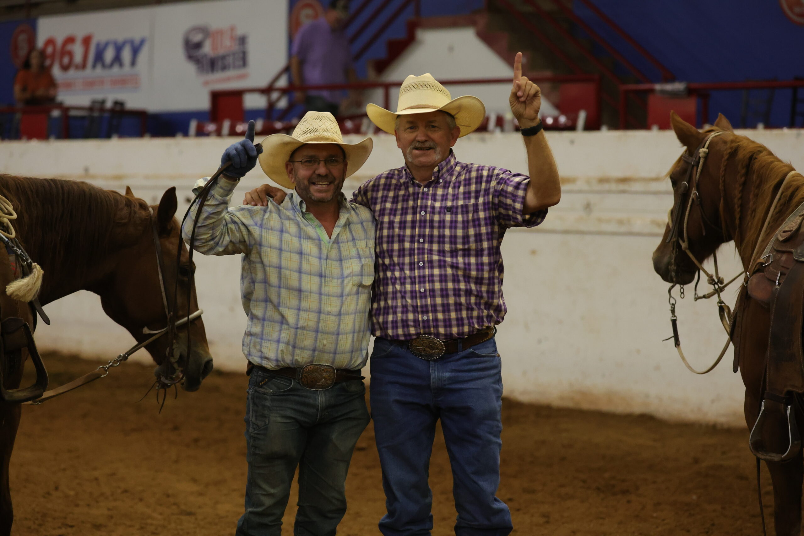 Lynn Dale Toon and Perry Smith after winning the Riata Rope Horse Rewards #8.5